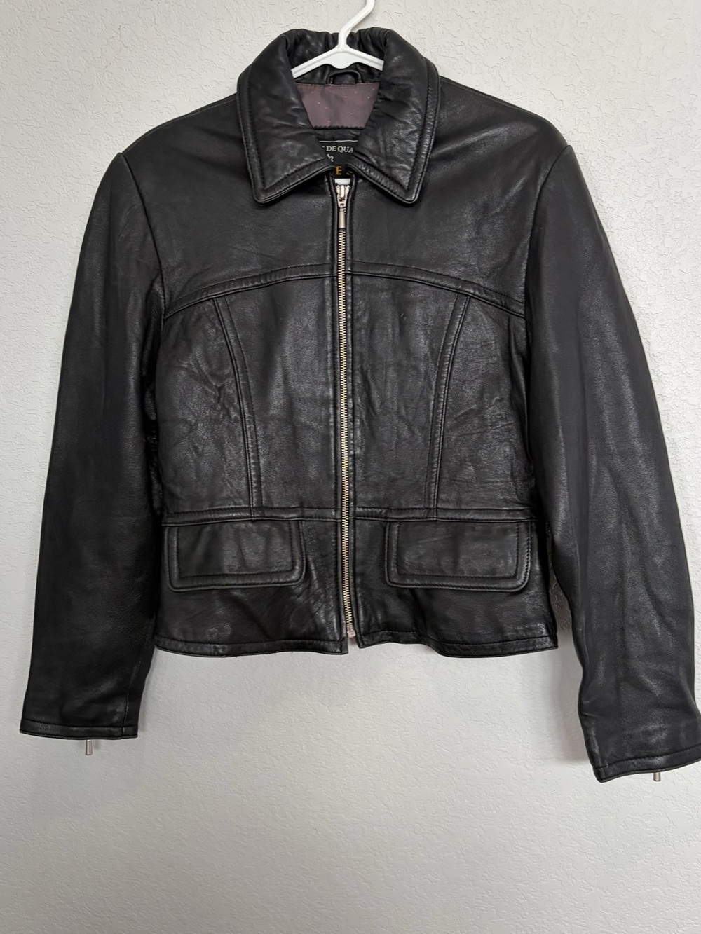 Vintage Express Black Leather Zip-Front Women's Jacket